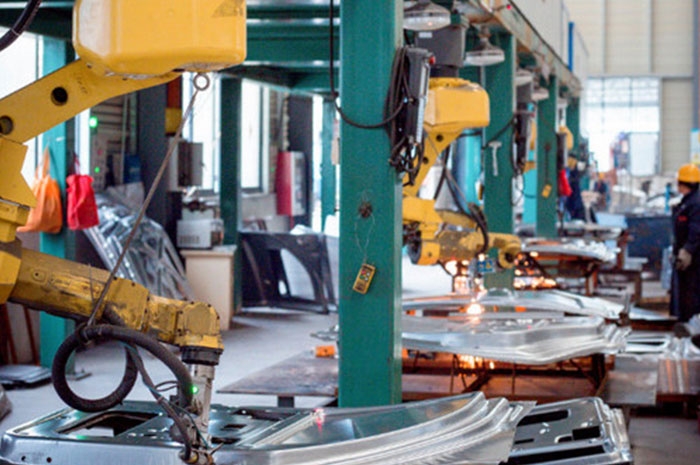 Three dimensional laser cutting workshop