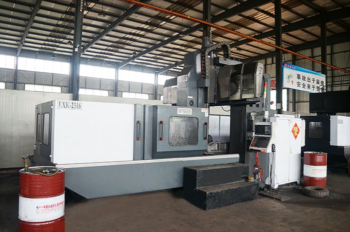 Longmen CNC milling machine