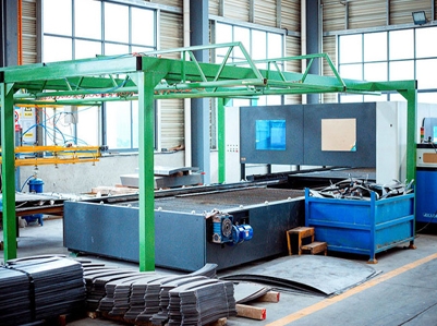 What are the specific requirements for the production of automobile stamping dies?