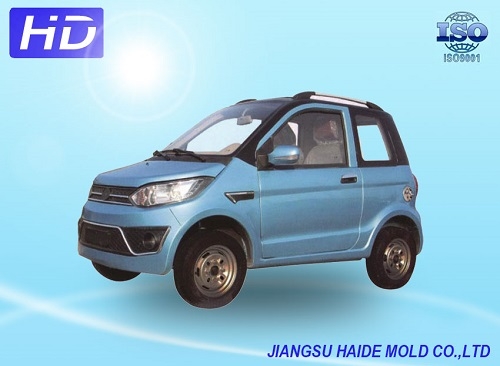 Electric four wheeled vehicle
